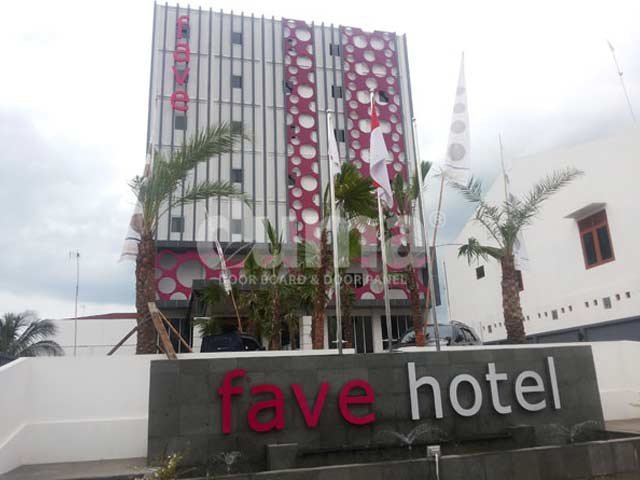 Door-Fave-Hotel-Rembang